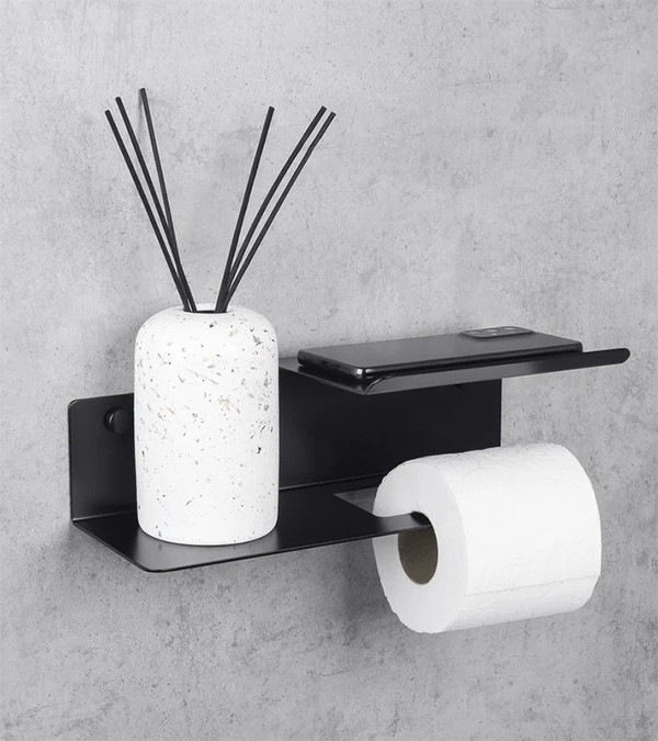 Accesoriile de baie negre — accente elegante în baie