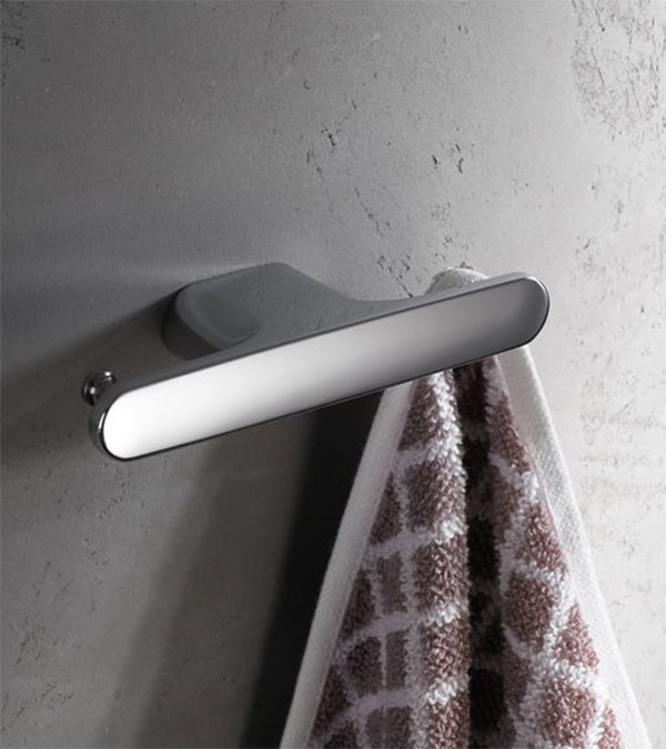 Cârlige pentru halate și prosoape — soluții practice