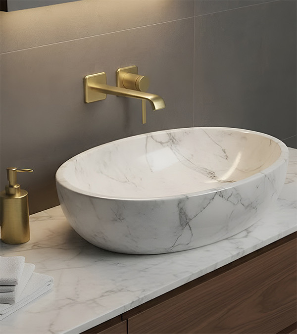 Смеситель для раковины из стены Clever Velvet, шлифованное золото