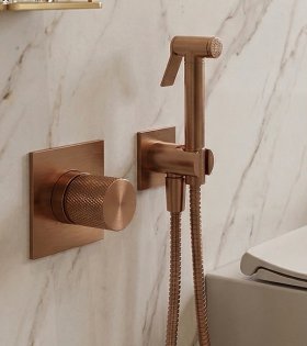 Duș igienic cu montarea ascunsă Contour, cupru periat