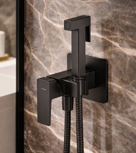 Baterie încorporată cu duș igienic Omnires Parma, grafit