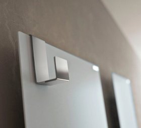 Cuier pentru uscător Antrax FLAPS, negru mat