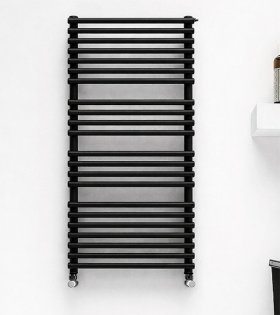 Полотенцесушитель Antrax VP22, 1016x535 мм, черный матовый