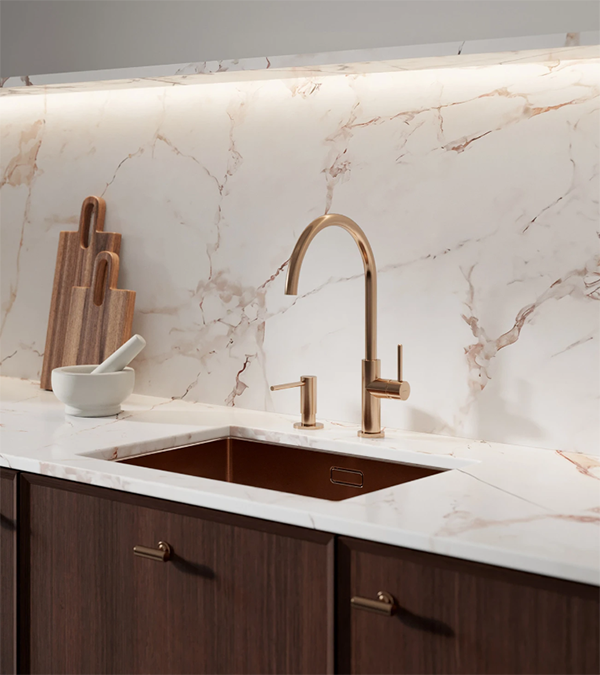 Baterie pentru bucătărie OMNIRES Y, cupru periat